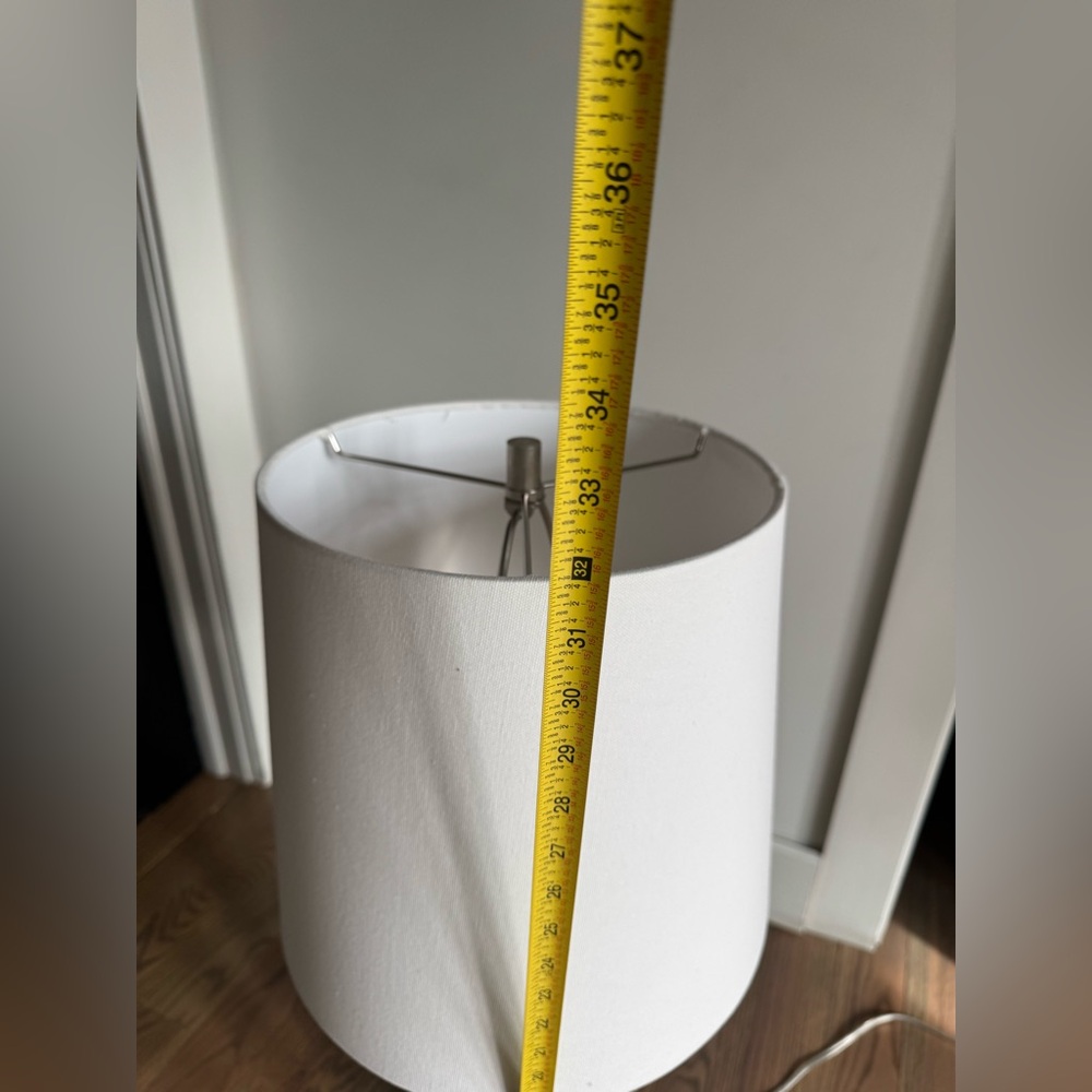 Vintage Carnaby Table Lamp by Jonathan Adler - Picture 5 of 6